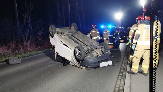 Kierowca fiata panda wydmuchał 1,6 promila. Mimo obrażeń odmówił przewiezienia do szpitala