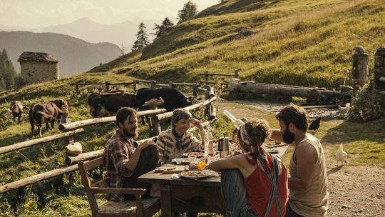 Kino Konesera w Heliosie. Seans filmu "Osiem gór"