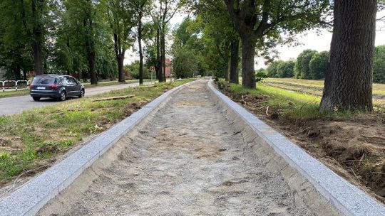 Kłodnicka alejka będzie wizytówką osiedla. ZDJĘCIA