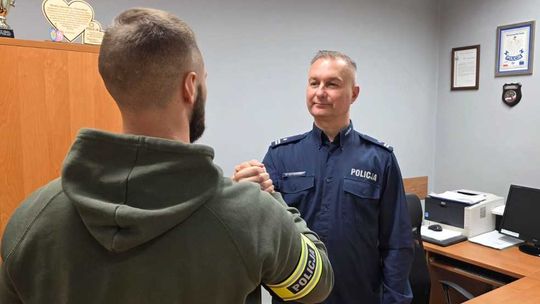 Komendant i kryminalny z Kietrza odnaleźli zaginionego mężczyznę w Kędzierzynie-Koźlu