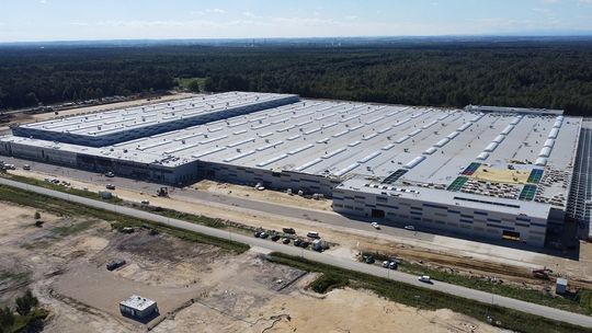 Koniec Eko-Okien w Kędzierzynie-Koźlu? Pracownicy mówią o zamknięciu zakładu, firma o reorganizacji