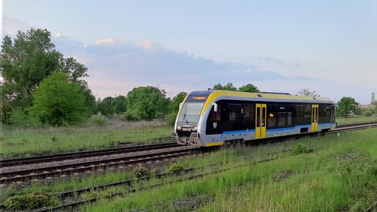 Koniec komunikacji zastępczej na linii kolejowej Kędzierzyn-Koźle - Nysa