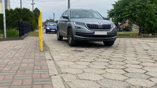 Koniec z trelinką na ulicy Sucharskiego w Rogach! Rusza gruntowny remont