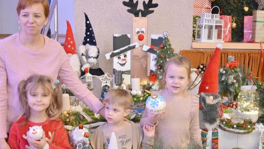 Konkurs na stroik bożonarodzeniowy w Domu Kultury w Bierawie. ZDJĘCIA