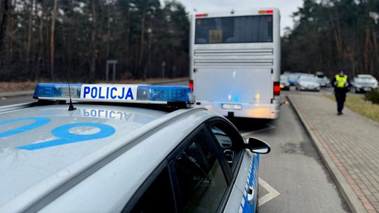 Kontrole autokarów do samego końca ferii. Bezpieczeństwo dzieci na pierwszym miejscu Kontrole autokarów do samego końca ferii. Bezpieczeństwo dzieci na pierwszym miejscu