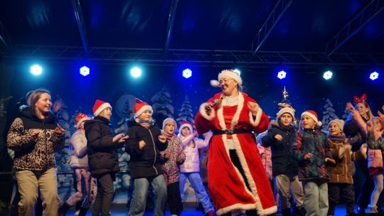 Kozielski rynek w świątecznym klimacie. ZDJĘCIA