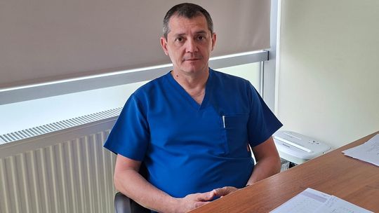 Lek. med. Adam Niemczyk z kozielskiego szpitala mówi jak rozpoznać udar i jakie są czynniki ryzyka