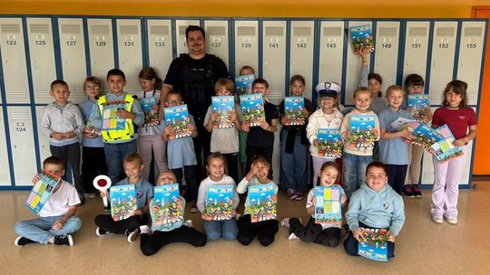 Lekcja bezpieczeństwa z policją w szkołach i przedszkolach. ZDJĘCIA