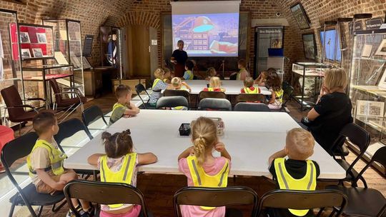 Letnia Akademia Odkrywców z Muzeum Ziemi Kozielskiej. ZDJĘCIA