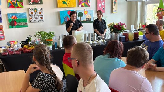 Magia smaku i nauki w „Promyczku”