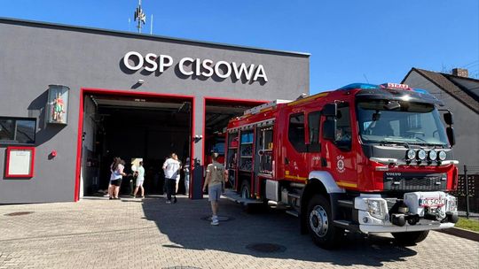 Majówka z OSP Cisowa. Mnóstwo atrakcji także dla najmłodszych. ZDJĘCIA