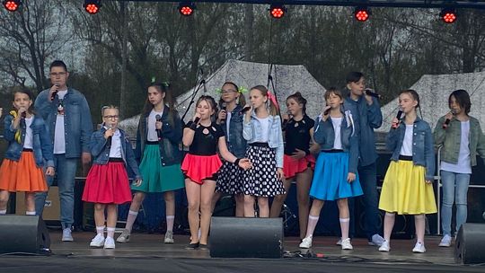 Majówkowa zabawa na "Szkwale" przyciągnęła tłumy mieszkańców