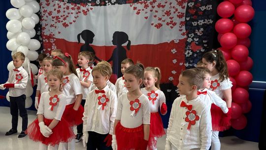 Mali artyści, wielki patriotyzm