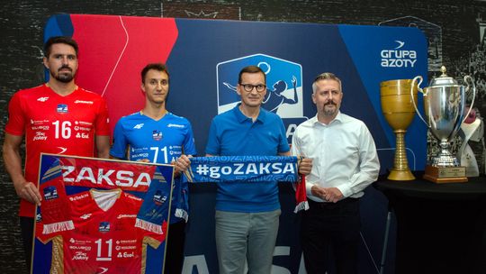 Mateusz Morawiecki podziwiał potrójną koronę Grupy Azoty ZAKSA