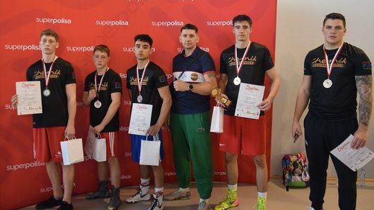 Medale bokserów Chemika w mistrzostwach Opolszczyzny. ZDJĘCIA