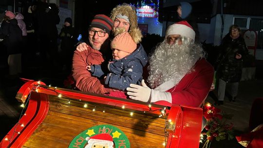 Mieszkańcy os. Piastów-Powstańców Śląskich rozpoczęli świąteczne odliczanie. ZDJĘCIA Mieszkańcy os. Piastów-Powstańców Śląskich rozpoczęli świąteczne odliczanie. ZDJĘCIA