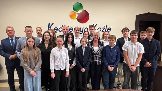 Młodzi radni złożyli ślubowanie. Rusza nowa kadencja MRM. ZDJĘCIA