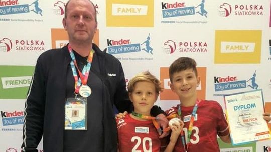 Młodzi siatkarze z Kędzierzyna-Koźla walczyli o Puchar KINDER Joy of moving podczas ogólnopolskich mistrzostw. ZDJĘCIA