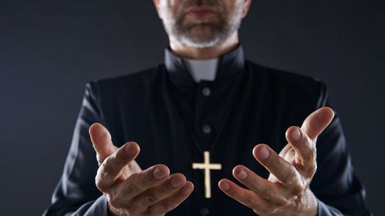 Młodzież odchodzi od kościoła? Coraz mniej uczniów na lekcjach religii w Kędzierzynie-Koźlu