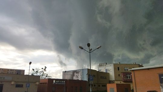 Możliwe burze z gradem. Ostrzeżenie meteorologiczne dla naszego powiatu