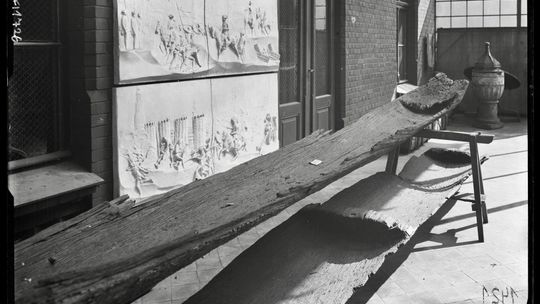 Na kędzierzyńską dłubankę natrafiono w okolicach dworca kolejowego Na kędzierzyńską dłubankę natrafiono w okolicach dworca kolejowego