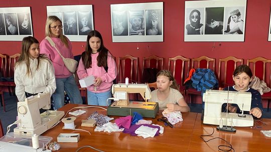 Nie wyrzucaj ubrań – wymień! Udany debiut „Ciuchowiska”