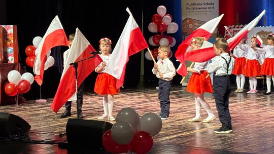 Niepodległa bliska najmłodszym mieszkańcom Kędzierzyna-Koźla. ZDJĘCIA Niepodległa bliska najmłodszym mieszkańcom Kędzierzyna-Koźla. ZDJĘCIA