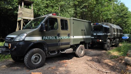 Niewybuch w pokrzywnickim lesie. Natrafił na niego grzybiarz