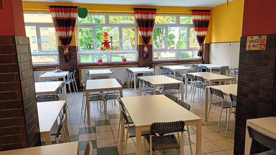 Nowa Lewica wsparła PCK. Te dary powędrują do placówek oświatowych. ZDJĘCIA Nowa Lewica wsparła PCK. Te dary powędrują do placówek oświatowych. ZDJĘCIA