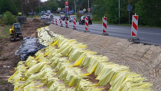 Nowa ścieżka rowerowa połączy Blachownię z osiedlem Piastów. Prace już trwają Nowa ścieżka rowerowa połączy Blachownię z osiedlem Piastów. Prace już trwają