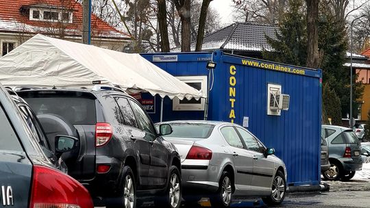 Nowe godziny otwarcia punktu wymazowego przy kozielskim szpitalu