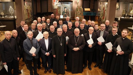 Nowo mianowani dziekani już pełnią posługę. Biskup Opolski powołał ich na nową kadencję