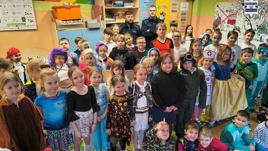 O bezpieczeństwie dzieci podczas ferii zimowych. Spotkania z kędzierzyńsko-kozielskimi policjantami