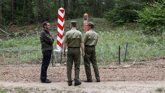 Organizują zbiórkę rzeczy dla koczujących na granicy białorusko-polskiej