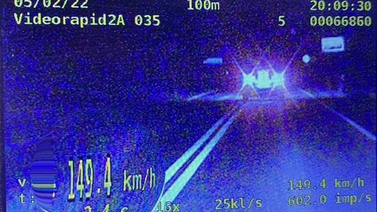 Pędził blisko 150 km/h przez wieś. Mieszkaniec Kędzierzyna-Koźla stracił prawko