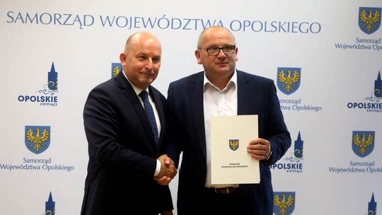 Pierwsze umowy na budowę i przebudowę dróg dojazdowych do gruntów rolnych