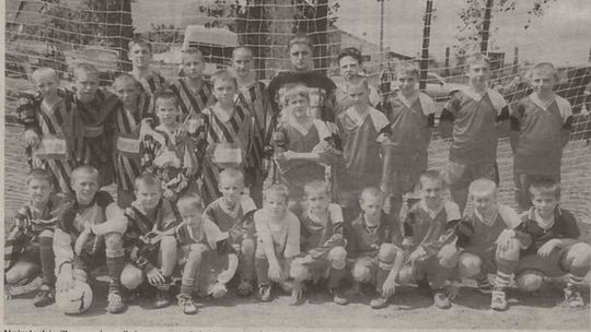 PIŁKA NOŻNA: 50 lat LZS Poborszów. GOL z sześćdziesięciu metrów PIŁKA NOŻNA: 50 lat LZS Poborszów. GOL z sześćdziesięciu metrów