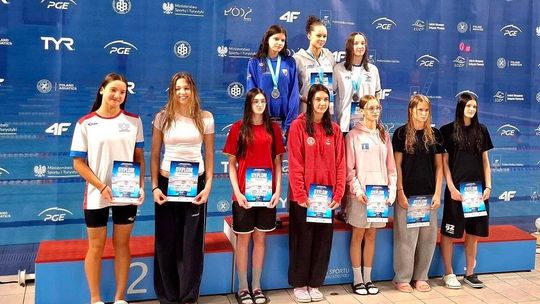 Pływacy z Kędzierzyna-Koźla z medalami mistrzostw Polski. ZDJĘCIA