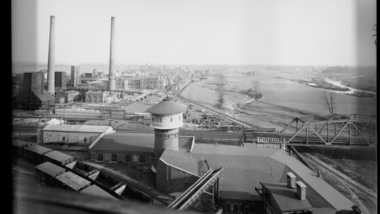 Pod koniec XIX wieku ta fabryka produkowała około 40 ton celulozy i papieru dziennie. ZDJĘCIA