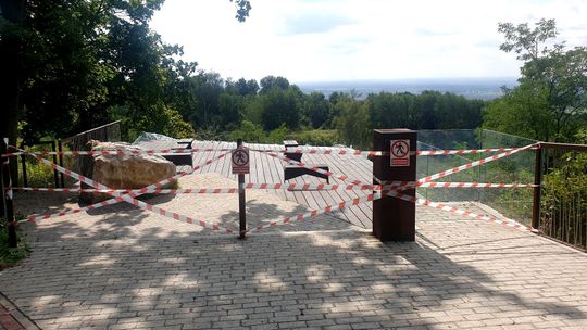 Policja ustaliła sprawców wandalizmu w Górze św. Anny. Straty oszacowano na co najmniej 80 000 złotych! Policja ustaliła sprawców wandalizmu w Górze św. Anny. Straty oszacowano na co najmniej 80 000 złotych!