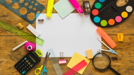 Pomoce dydaktyczne - klucz do efektywnej nauki i wszechstronnego rozwoju