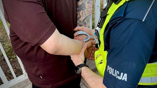 Ponad 2 promile i stłuczka w centrum. 42-latek stracił prawo jazdy