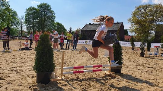 Ponad 200 zawodniczek i zawodników na kozielskim „Hobby Horse”. ZDJĘCIA i FILMY