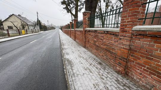 Ponad 60 dziur po kulach w sławięcickim płocie. Kto i do kogo strzelał?