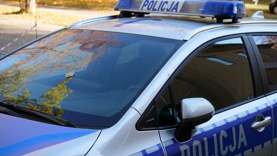 Poszukiwany 35-latek uciekł przez okno. Został zatrzymany