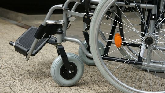 Powiat realizuje program pomocy dla osób niepełnosprawnych