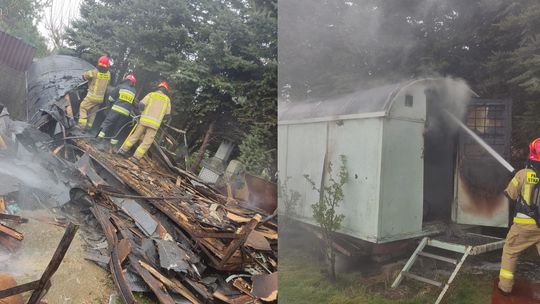 Pożar drewnianej przyczepy magazynowej. W środku butle z gazem