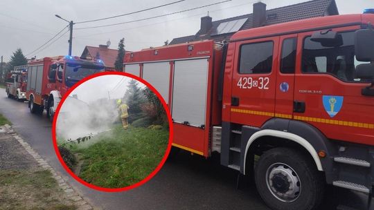 Pożar kominka w Większycach. Na szczęście domownikom udało się opanować sytuację. ZDJĘCIA