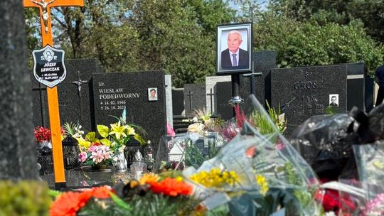 Pożegnanie Józefa Lewczaka. Ostatnia droga byłego prezydenta miasta. ZDJĘCIA