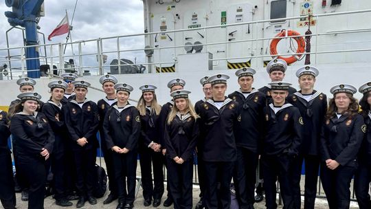 Praktyki uczniów ZSŻŚ w Kędzierzynie-Koźlu na statku m/s Nawigator XXI. ZDJĘCIA Praktyki uczniów ZSŻŚ w Kędzierzynie-Koźlu na statku m/s Nawigator XXI. ZDJĘCIA